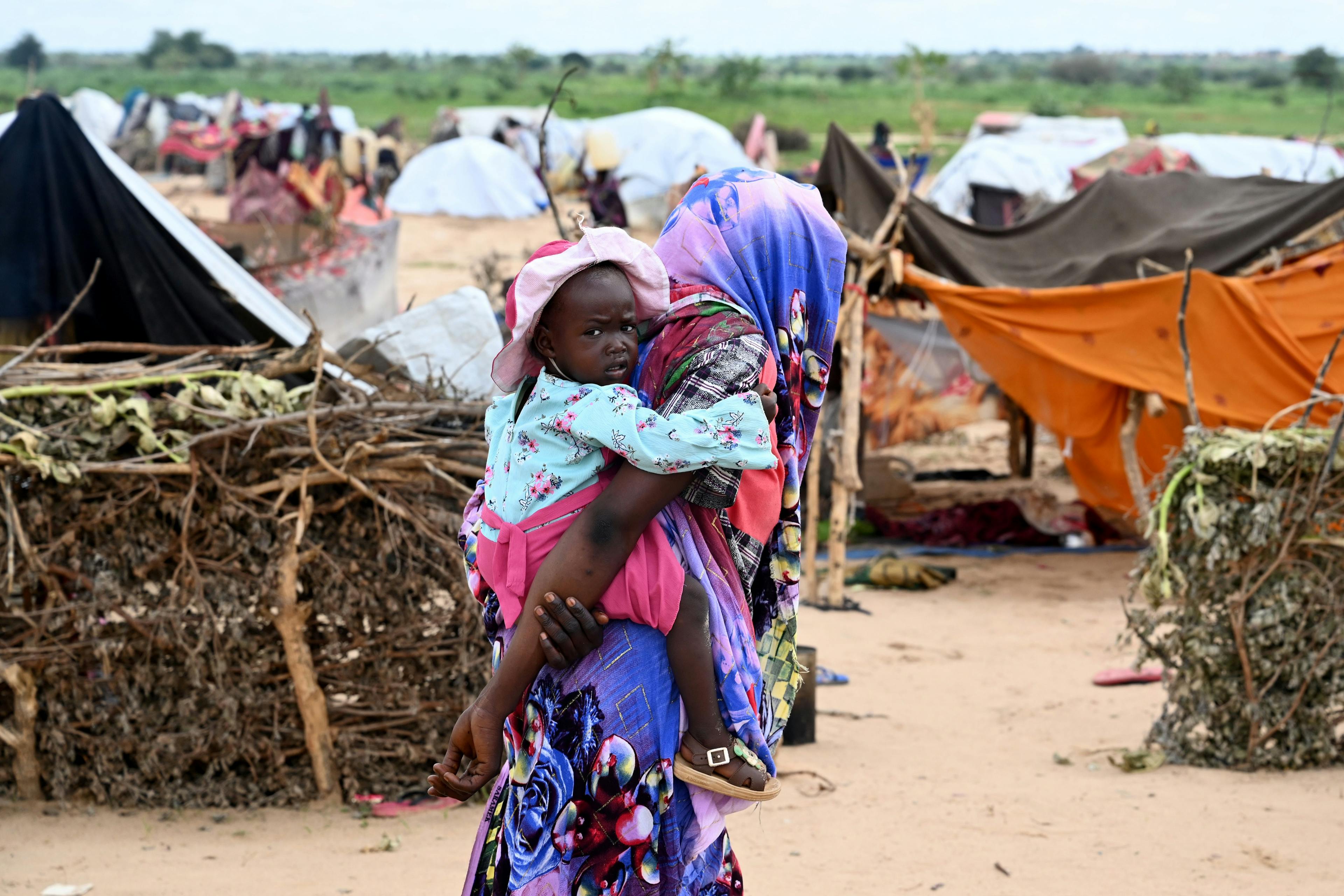 Barn och mamma - Sudan 2023
